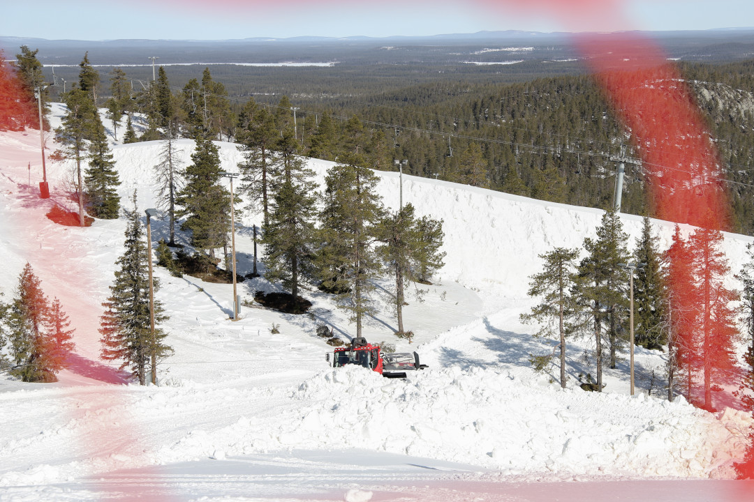 Rukan säilölumet Saaruan rinteillä
