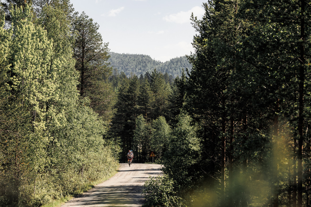 Gravel-pyöräilyä Kuusamossa, kuva Mikko Santasalo