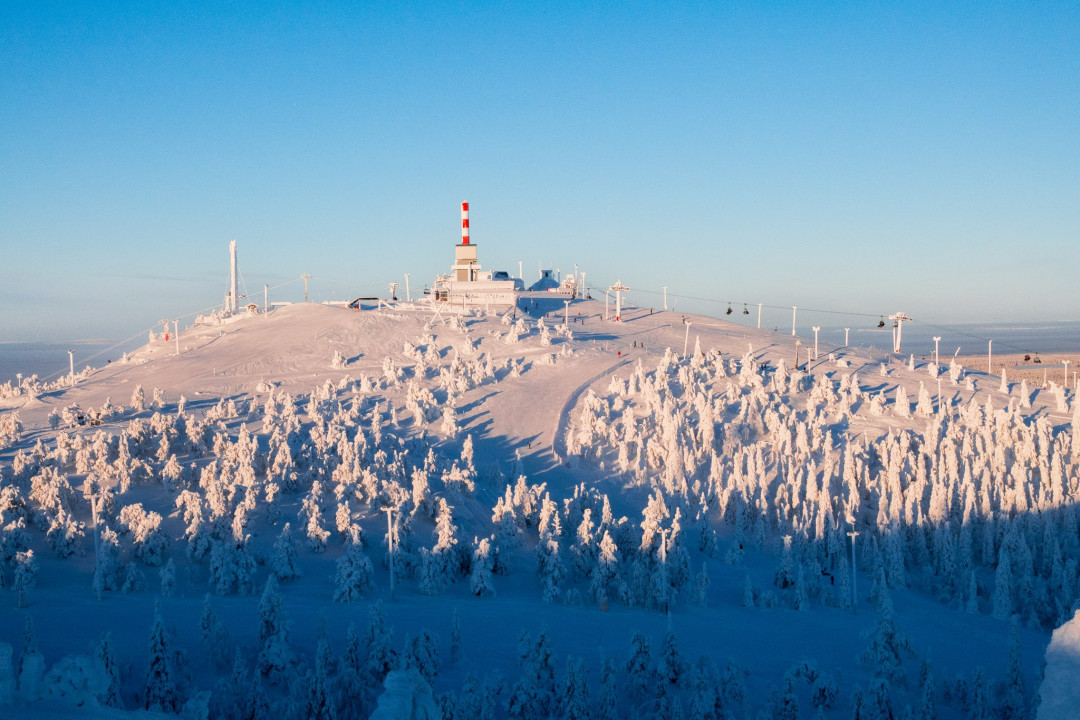 Ruka peak winter