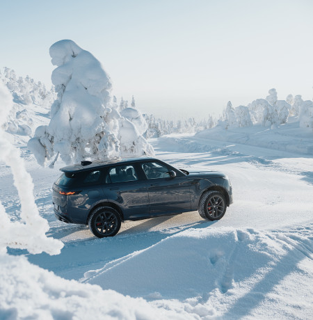 Land Rover Discovery Sport Ruka-Kuusamon maisemissa