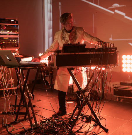 Jori Hulkkonen x Polar Bar Ruka