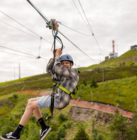 Ruka Zipline -vaijeriliuku. Kuva Harri Tarvainen