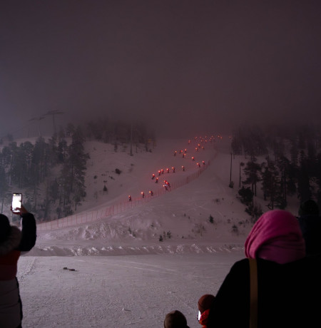 UusiVuosi_valolasku_24-25