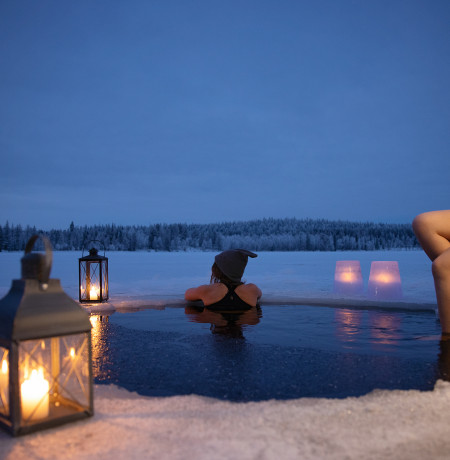 Avantouintia Isokenkäisten Klubilla, Ruka-Kuusamossa. Kuva Harri Tarvainen.