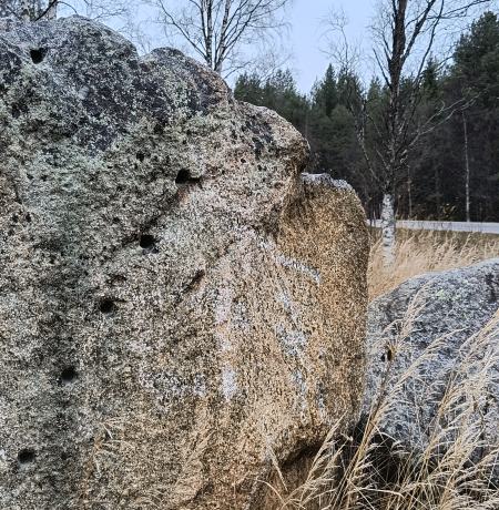 Kuusamon salpalinja sanoin, sävelin ja kuvin