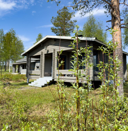 Puulämmitteinen rantasauna, House of Northern Senses