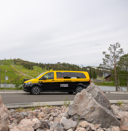 Otaxi taxi at Ruka Valley during the summer. Photo Mikko Santasalo