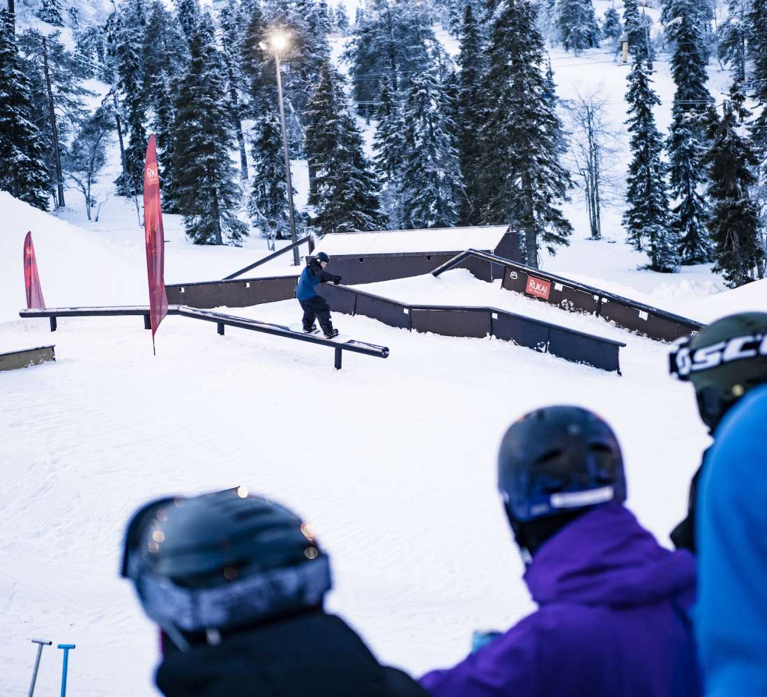 Hotdogs & Handrails