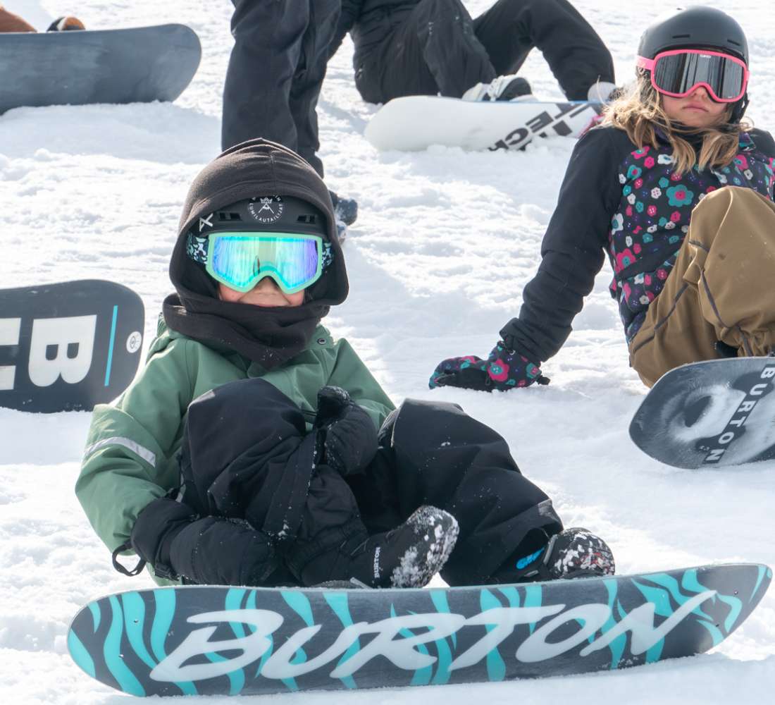 lapsi lumilauta hymy burton