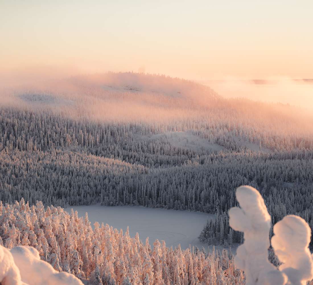 Talvinen maisema Pyhävaaralta. Kuva Mikko Santasalo