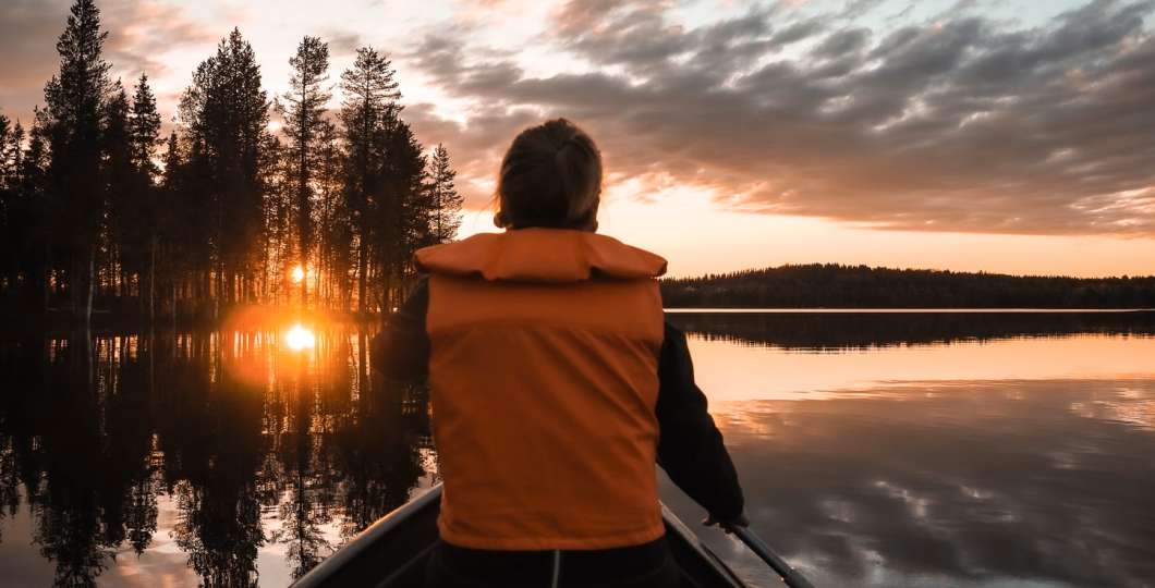 Kesäillan melontaa Rukajärvellä, kuva Ruka Safaris