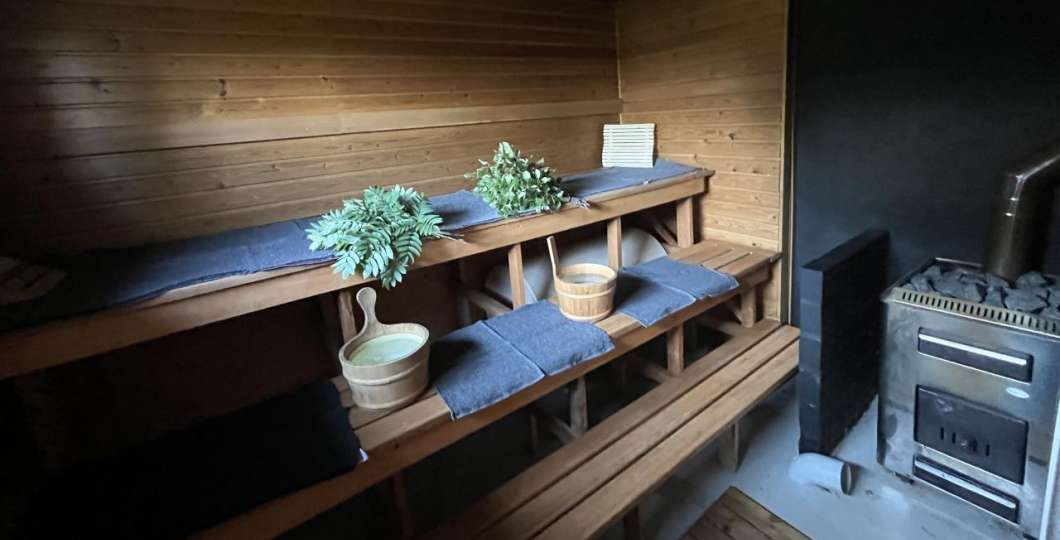 Puulämmitteinen rantasauna, House of Northern Senses